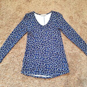 Kettlewell scoop neck long sleeve pullover